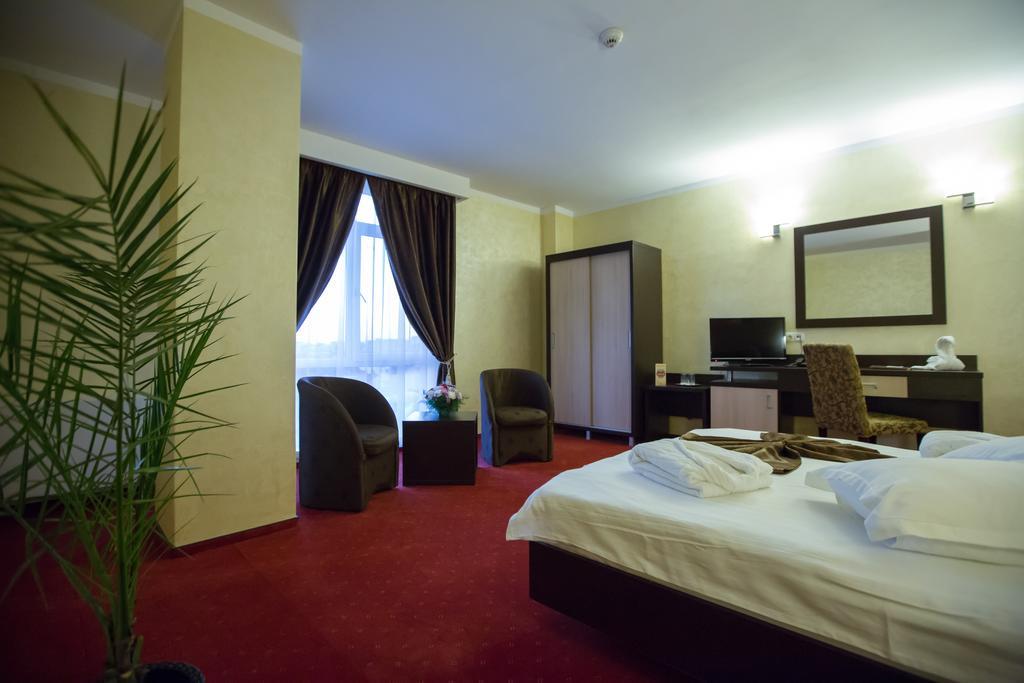 Hotel Meliss Крайова Номер фото