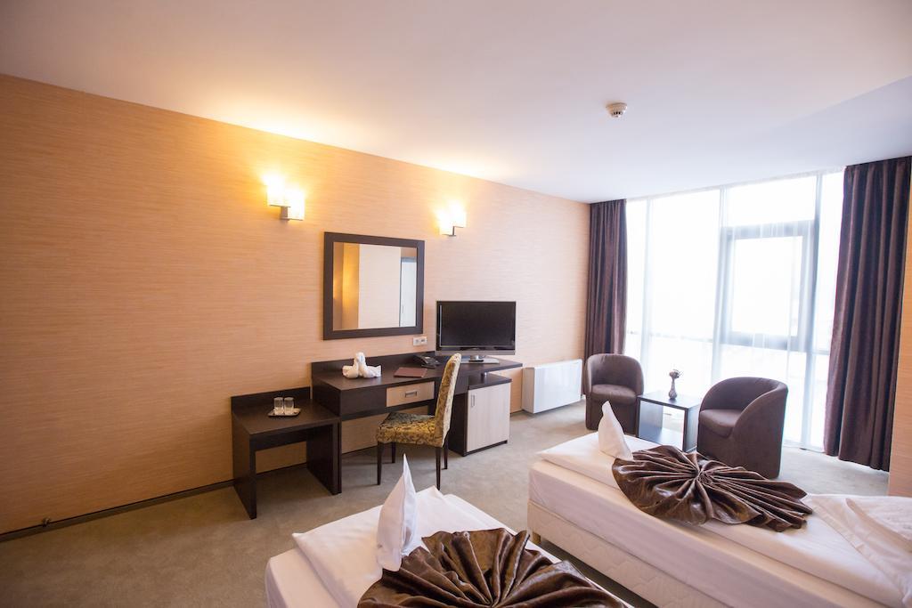 Hotel Meliss Крайова Номер фото